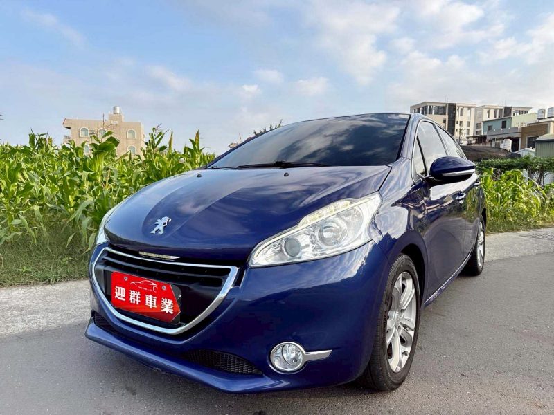 LINE_ALBUM_2014年 Peugeot 208 VTI AT_260109_21