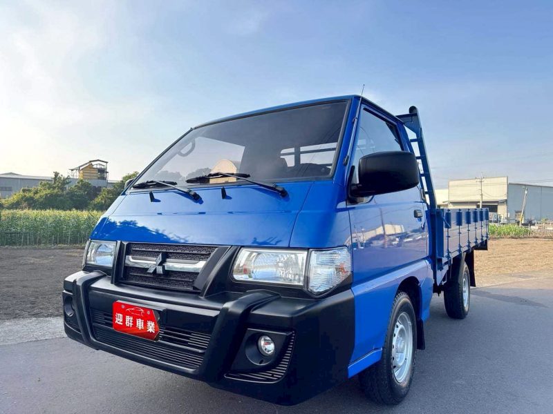 2017年 三菱 得利卡貨車 2.4L 

稀少寬木床車型+定期保養

超低里程~年均里程9000公里

有力耐操好操控~載貨空間大

初創老闆or企業增換購~商車首選