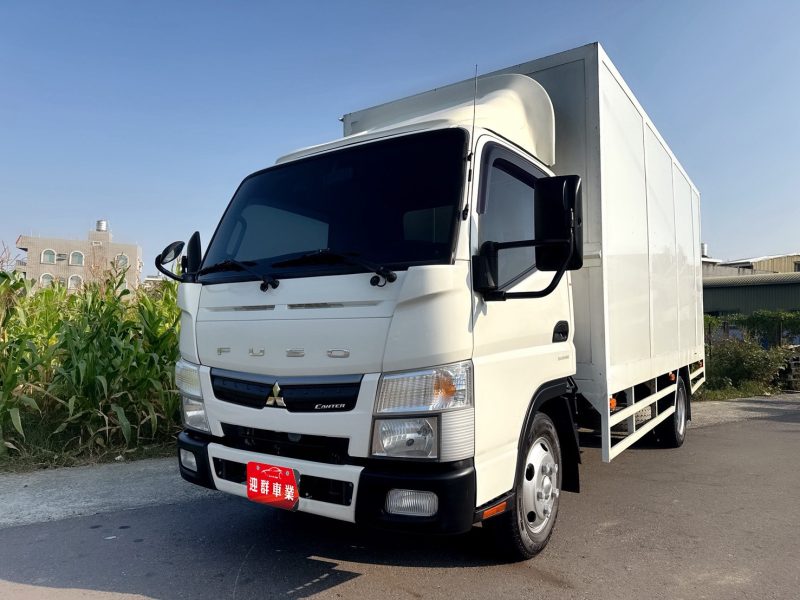 2018年 三菱 FUSO 堅達 貨車

超長軸14.5尺+總重升級『5噸』

搭載高頂塑鋁版廂+升降尾門

免加尿素~『自排』車型好駕馭